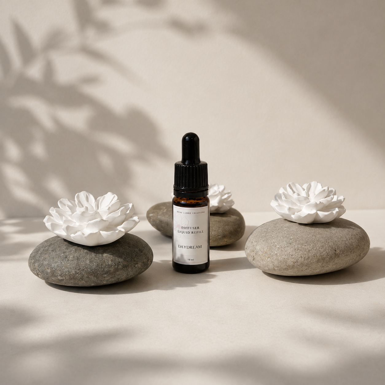 RLC013 Flower Diffuser on Stone